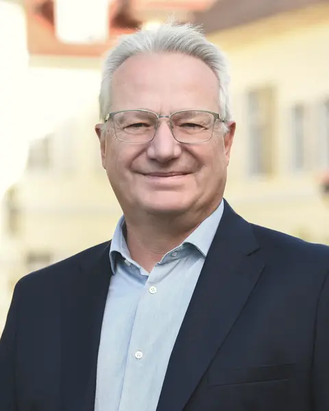 Porträt von Rechtsanwalt Klaus Kalinski